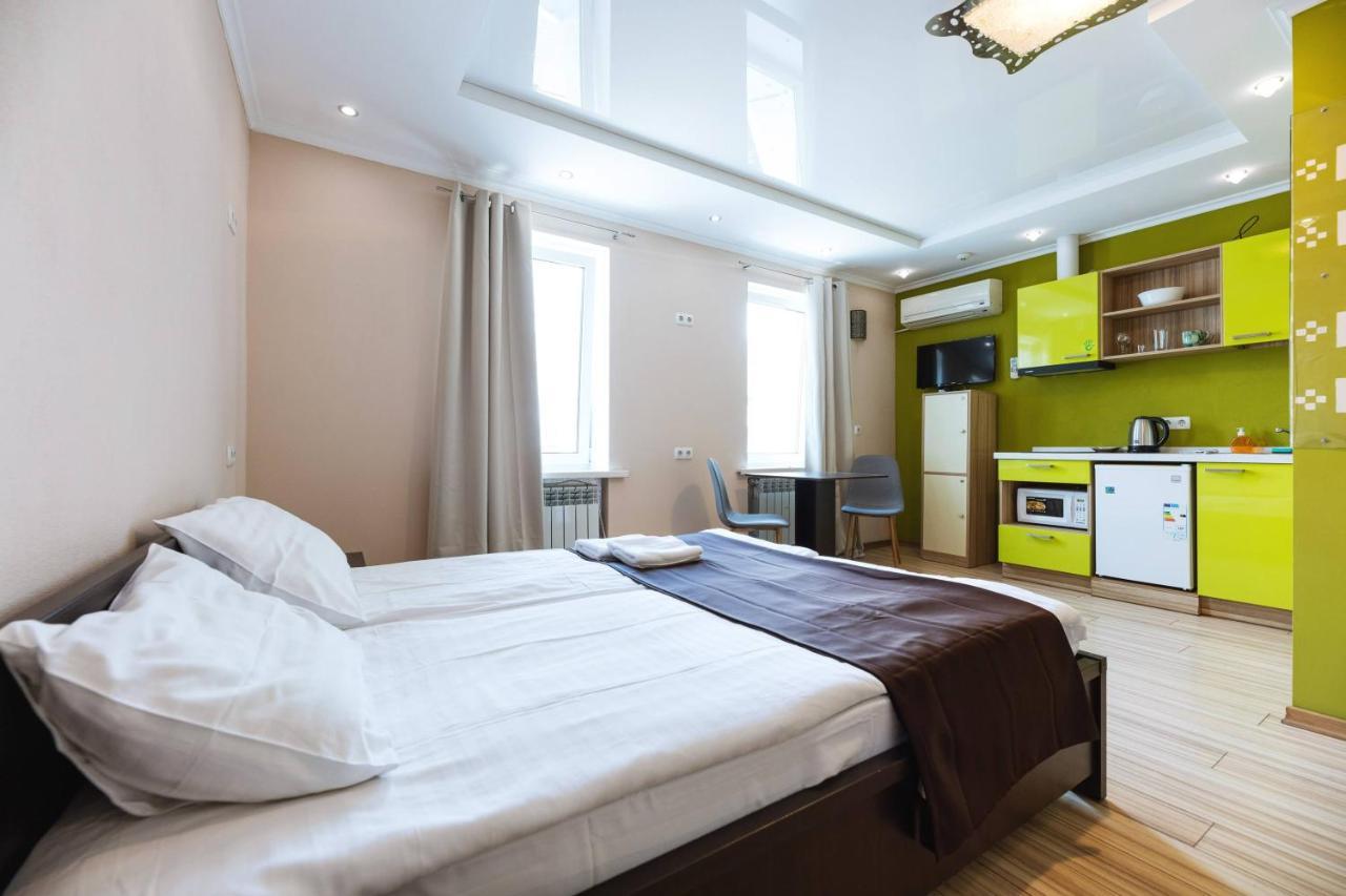 Guest House "Golden Gate 911 " Kyiv Exterior photo