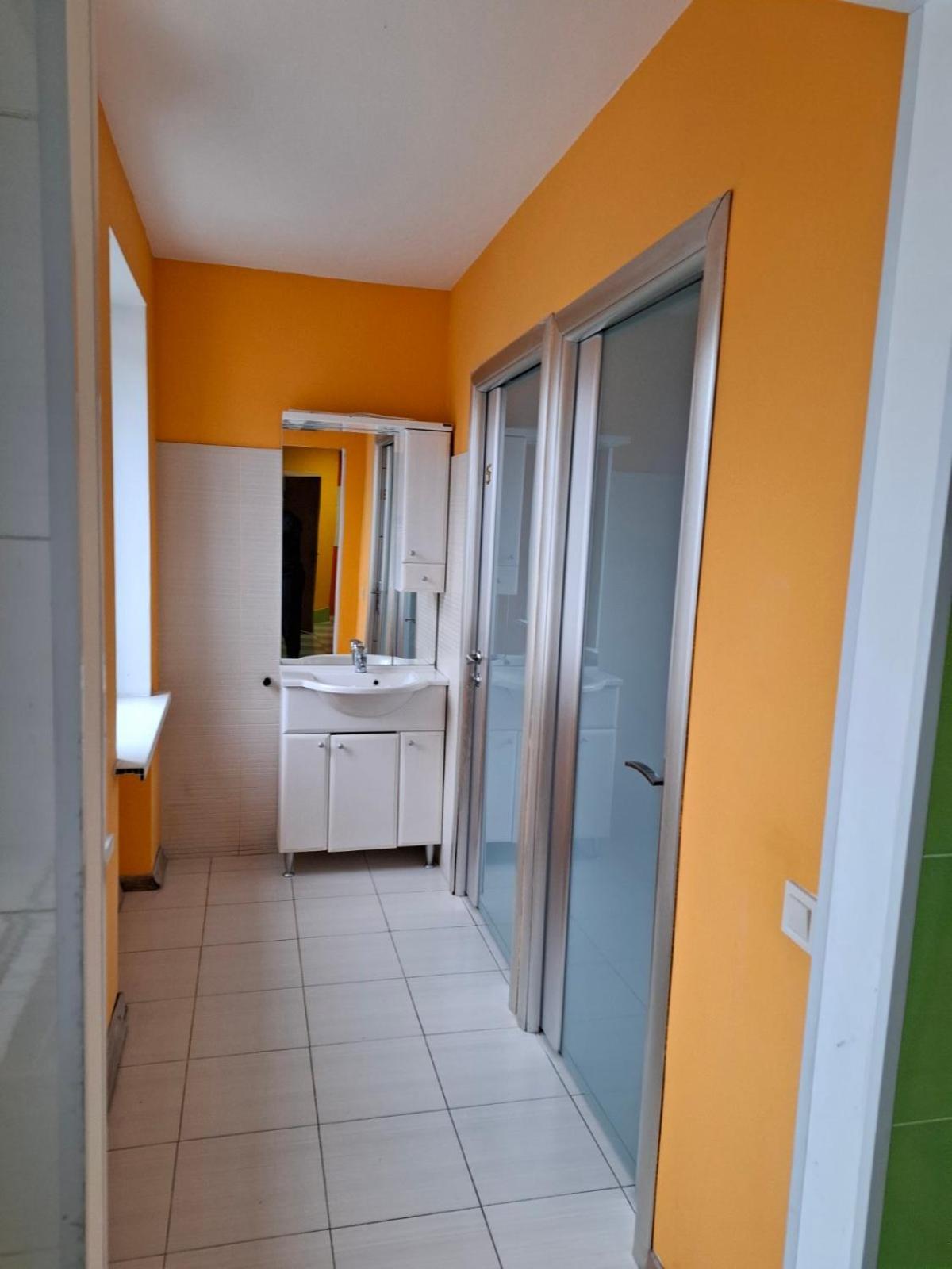 Guest House "Golden Gate 911 " Kyiv Exterior photo